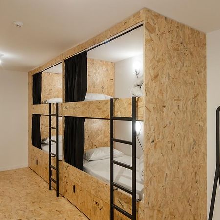 Hostel Conii & Suites Algarve กัวเตย์รา ภายนอก รูปภาพ