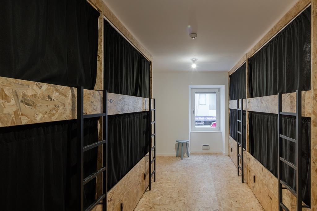 Hostel Conii & Suites Algarve กัวเตย์รา ภายนอก รูปภาพ