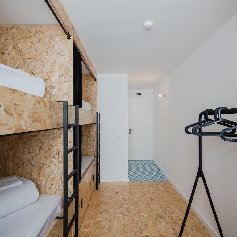 Hostel Conii & Suites Algarve กัวเตย์รา ภายนอก รูปภาพ