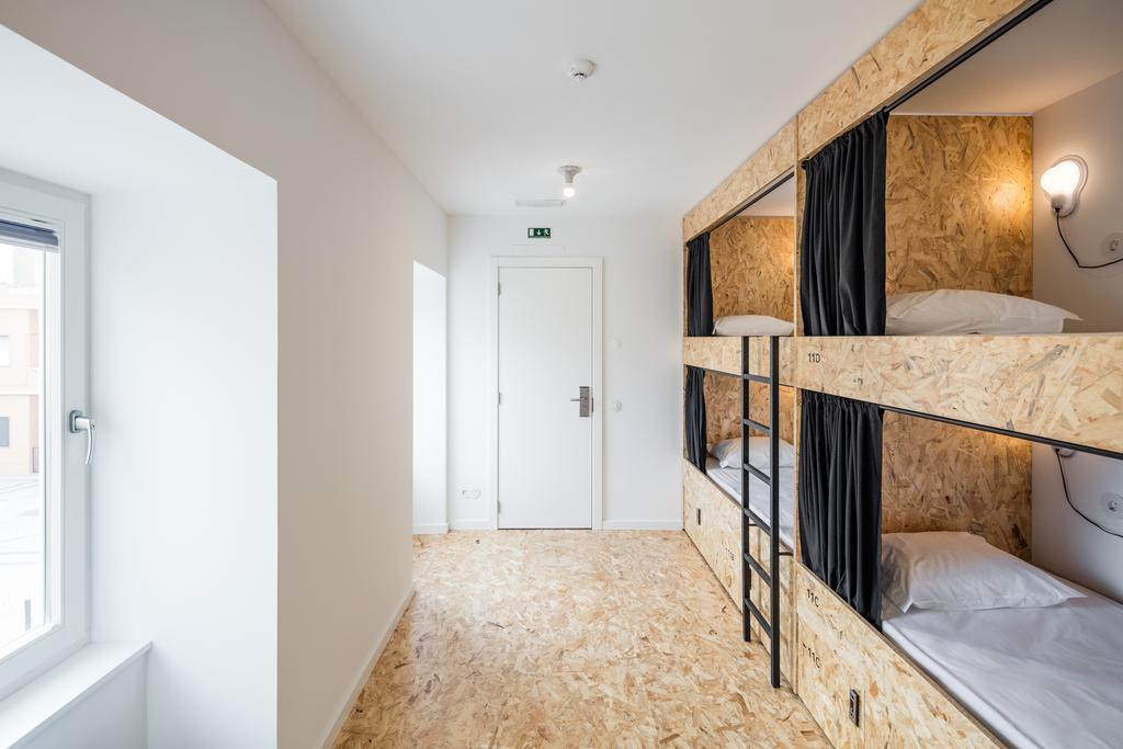 Hostel Conii & Suites Algarve กัวเตย์รา ภายนอก รูปภาพ