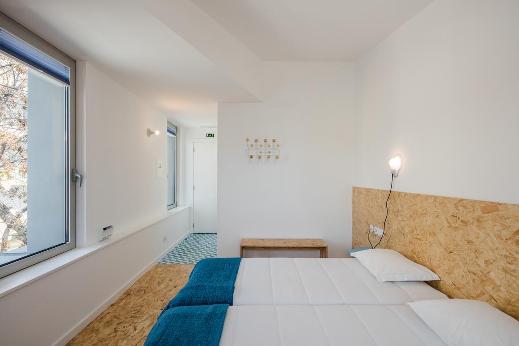Hostel Conii & Suites Algarve กัวเตย์รา ภายนอก รูปภาพ